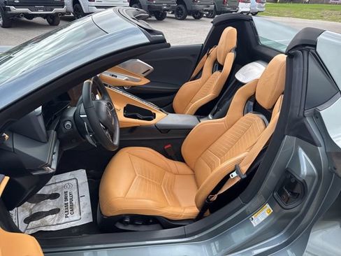Used 2022 Chevrolet Corvette Stingray Preferred Conv w/ Z51 Performance Package RWD image 10