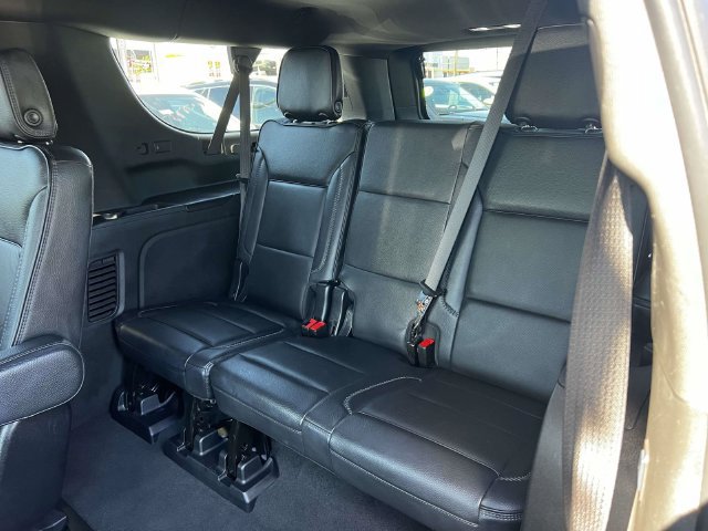 Certified 2025 GMC Yukon XL Denali AWD/4WD image 13