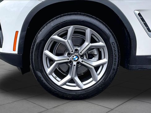 Used 2024 BMW X3 xDrive30i AWD/4WD image 11