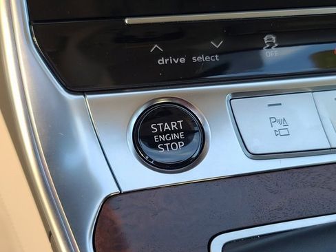 Used 2023 Audi A7 Prestige image 24