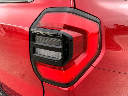 Used 2025 Toyota 4Runner TRD Off-Road image 29