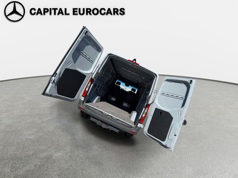 Used 2024 Mercedes-Benz Sprinter 144 Cargo image 12