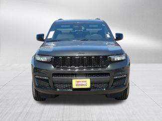 Used 2023 Jeep Grand Cherokee L Limited w/ Black Appearance Package AWD/4WD video 2
