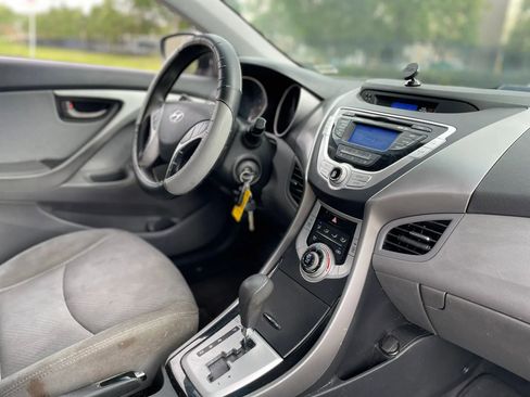 Used 2011 Hyundai Elantra GLS w/ Preferred Equipment Pkg 3 image 18