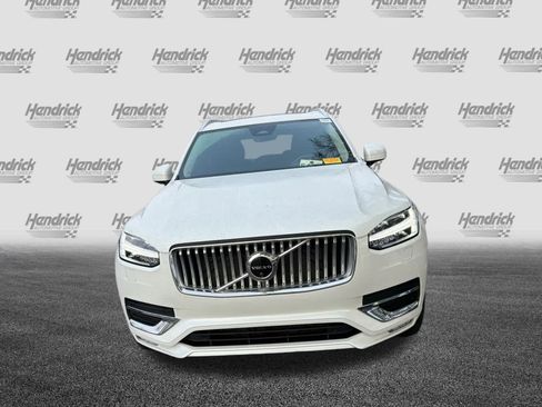 Certified 2023 Volvo XC90 B5 Plus w/ Protection Package Premier image 5