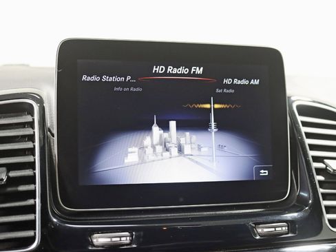 Used 2018 Mercedes-Benz GLE 350 4MATIC w/ Premium 1 Package image 21