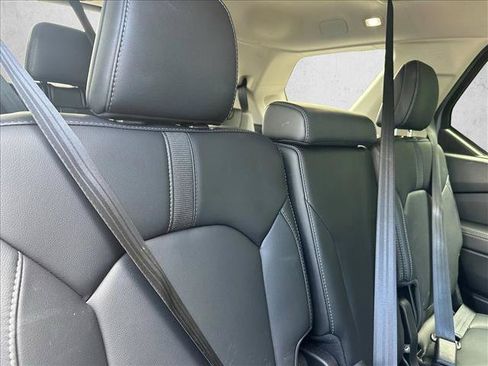 Used 2023 Honda Pilot Touring image 26
