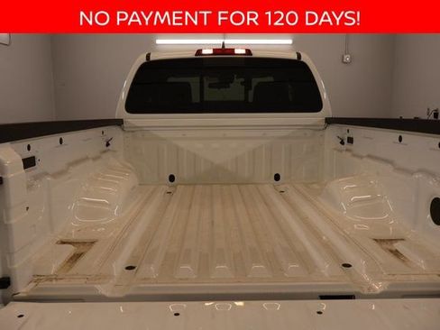 New 2025 Nissan Frontier S image 18