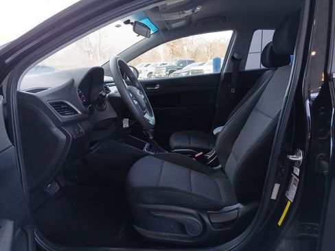 Used 2020 Hyundai Accent SEL image 19