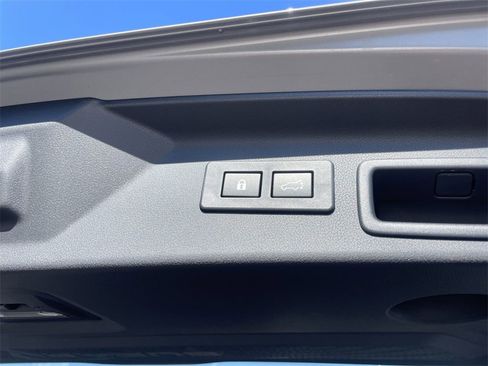 Certified 2025 Subaru Forester Premium w/ Convenience Package #2 image 37