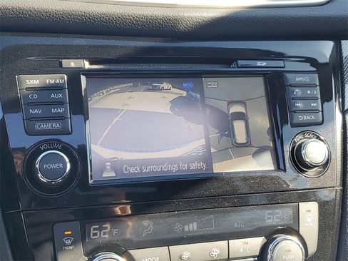 Used 2016 Nissan Rogue SL w/ SL Premium Package image 31