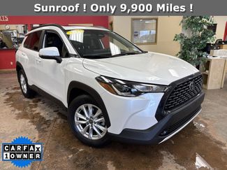 Used 2023 Toyota Corolla Cross LE w/ Moonroof Package video 1