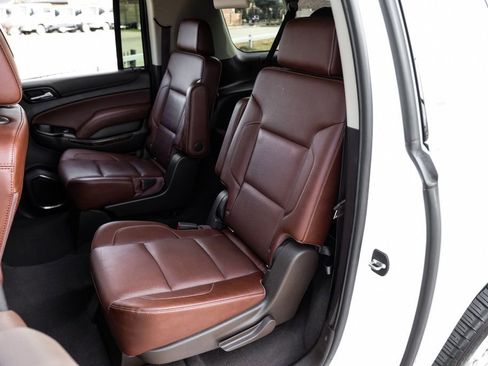 Used 2020 Chevrolet Suburban Premier w/ 6.2L Performance Package image 41