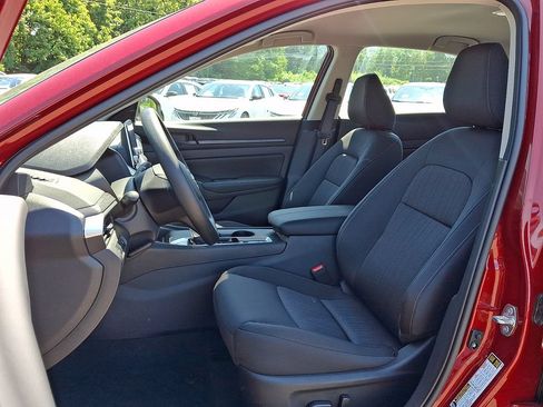 New 2026 Nissan Altima 2.5 SV AWD/4WD image 12