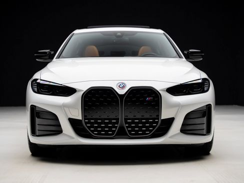 Used 2023 BMW i4 M50 w/ Premium Package image 7