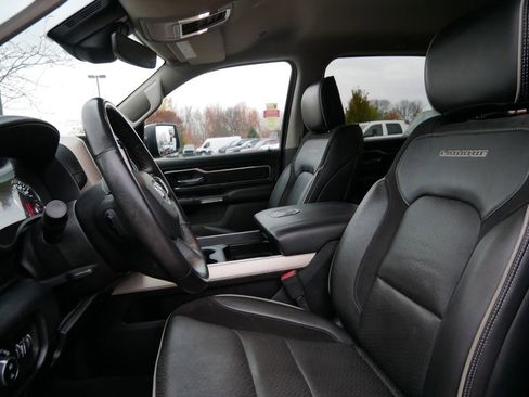 Used 2022 RAM 1500 Laramie image 34