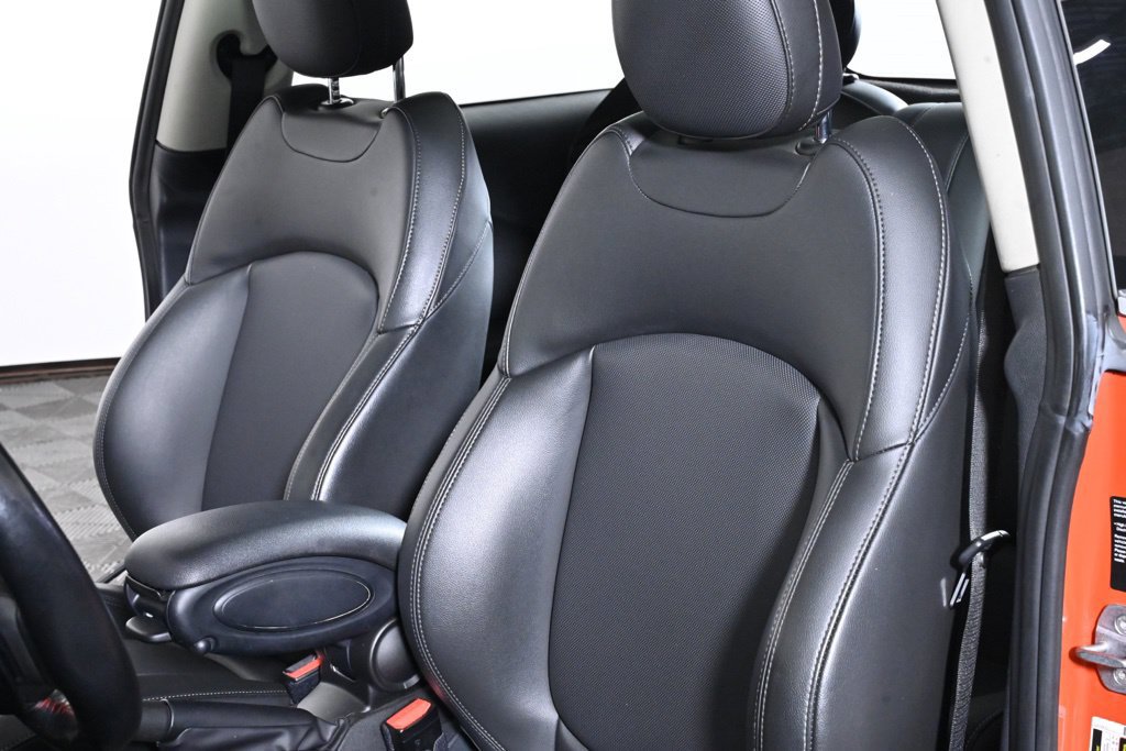 Used 2019 MINI Cooper S w/ Premium Package FWD image 24