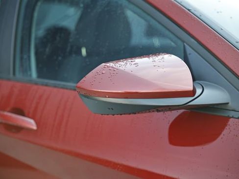 Used 2023 Hyundai Elantra SEL w/ Preferred Accessory Package image 3