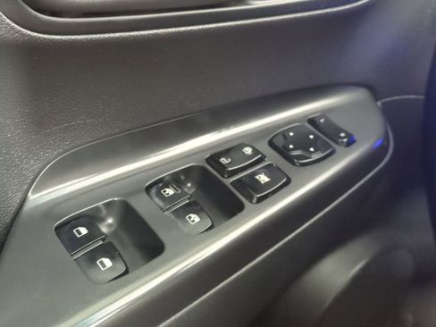 Used 2018 Hyundai Kona SEL w/ SEL Tech Package 02 FWD image 31
