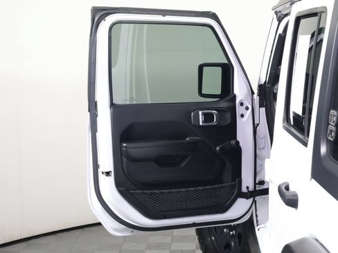 Used 2020 Jeep Wrangler Unlimited Sport AWD/4WD image 20