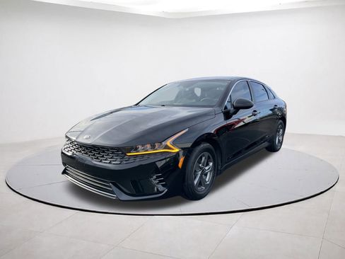 Used 2021 Kia K5 LXS image 3