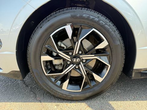 Used 2025 Hyundai Sonata SEL FWD image 11