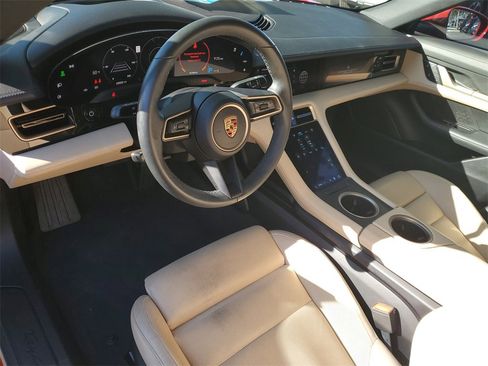 Used 2023 Porsche Taycan image 14