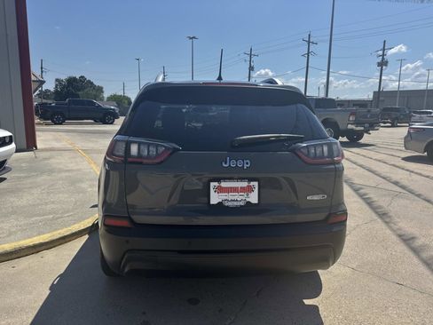 Certified 2020 Jeep Cherokee Latitude Plus image 6