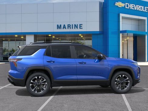 New 2026 Chevrolet Equinox RS w/ Convenience Package III FWD image 5