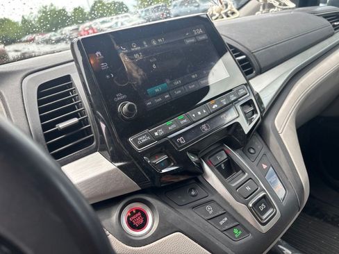 Used 2018 Honda Odyssey Touring image 7