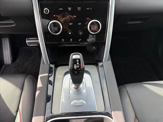 Used 2023 Land Rover Discovery Sport SE R-Dynamic AWD/4WD image 11