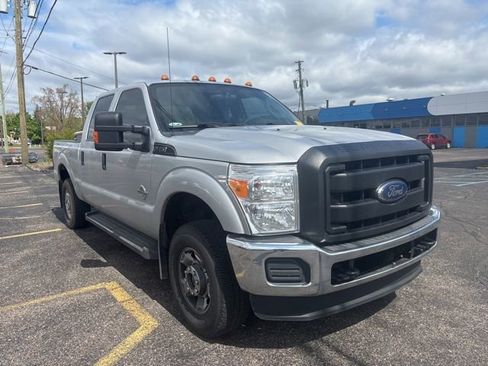 Used 2012 Ford F250 XL w/ PWR Equipment Group AWD/4WD image 6
