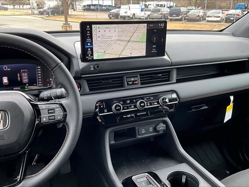 New 2026 Honda Pilot Sport image 6