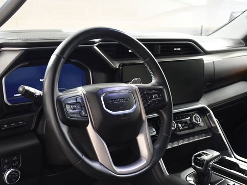 Used 2023 GMC Sierra 1500 Denali w/ Technology Package image 13