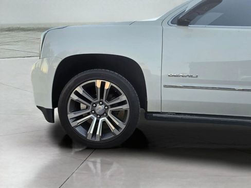 Used 2017 GMC Yukon Denali w/ Open Road Package image 13
