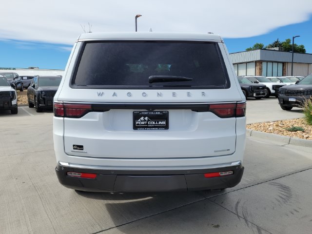 Used 2022 Jeep Wagoneer Series II w/ Premium Group I AWD/4WD image 4