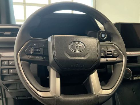 New 2026 Toyota 4Runner SR5 image 14