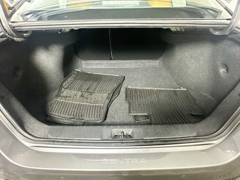 Used 2023 Nissan Sentra SV w/ SV Premium Package FWD image 24