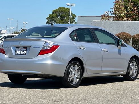 Used 2012 Honda Civic Hybrid Sedan image 2