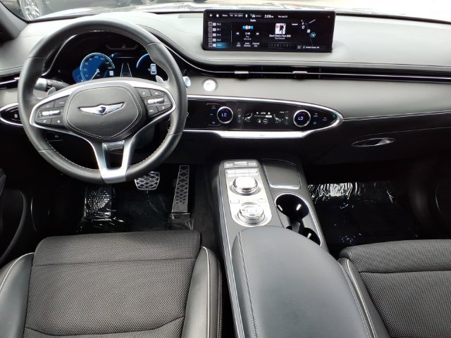 Used 2024 Genesis GV70 2.5T w/ Sport Prestige Package AWD/4WD image 17