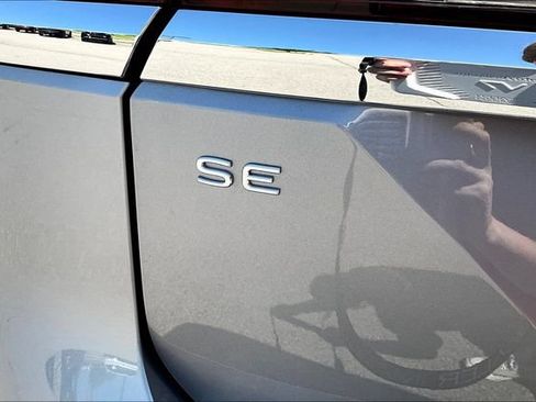 Certified 2026 Volkswagen Atlas SE FWD image 26