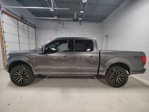 Used 2018 Ford F150 Lariat w/ Equipment Group 502A Luxury AWD/4WD image 29