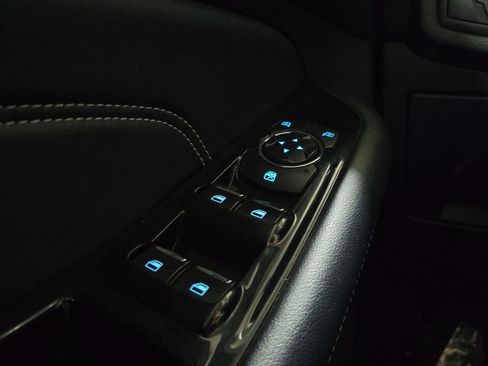 Used 2018 Ford Edge Titanium w/ Technology Package image 20