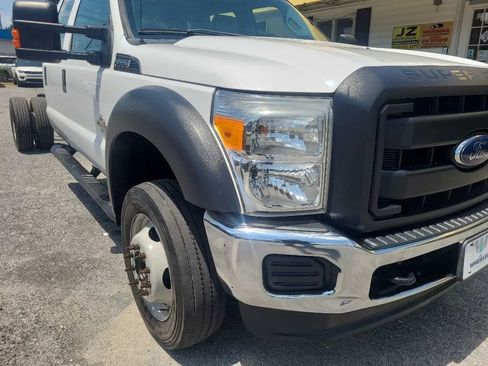 Used 2016 Ford F550 2WD Crew Cab Super Duty w/ Power Equipment Group image 16