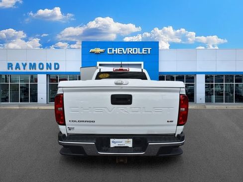 Used 2022 Chevrolet Colorado W/T w/ WT Convenience Package AWD/4WD image 4