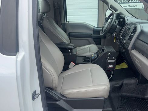 Used 2018 Ford F250 XL w/ Power Equipment Group RWD image 12