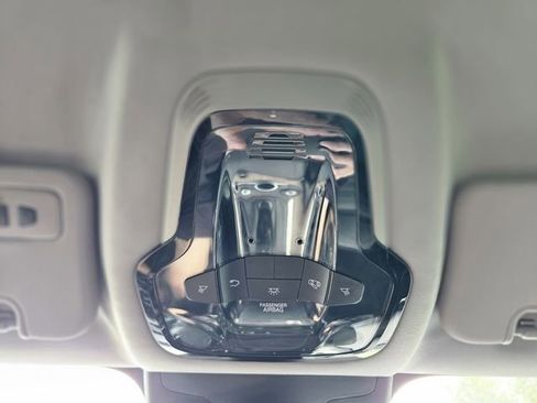 Used 2017 Alfa Romeo Giulia Ti w/ TI 19" Sport Package image 26