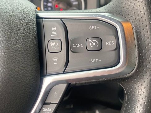 New 2026 RAM 2500 Tradesman w/ Chrome Appearance Group AWD/4WD image 18