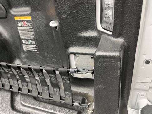 Certified 2022 Chevrolet Silverado 1500 LT image 32