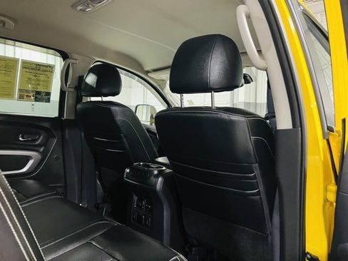 Used 2018 Nissan Titan PRO-4X w/ Pro-4x Convenience Package image 28